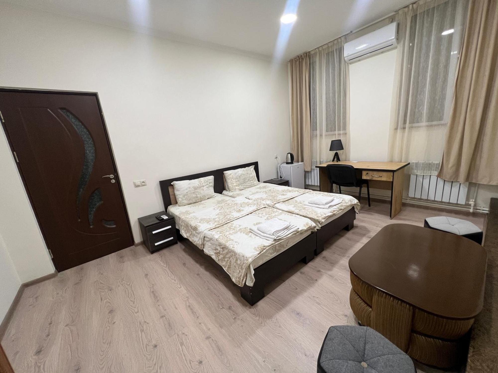 Arm Hotel Jerevan Eksteriør billede